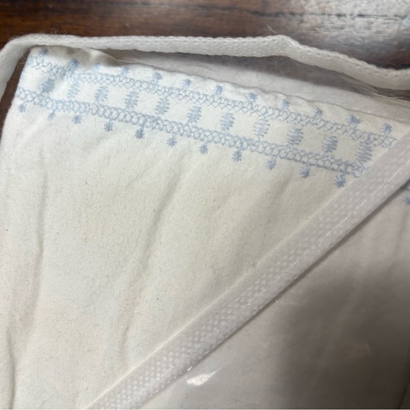 simply shabby chic 2 piece duvet cover set twin white blue embroidered - Picture 6 of 7